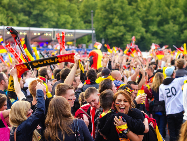 Feierabendkölsch x Public Viewing